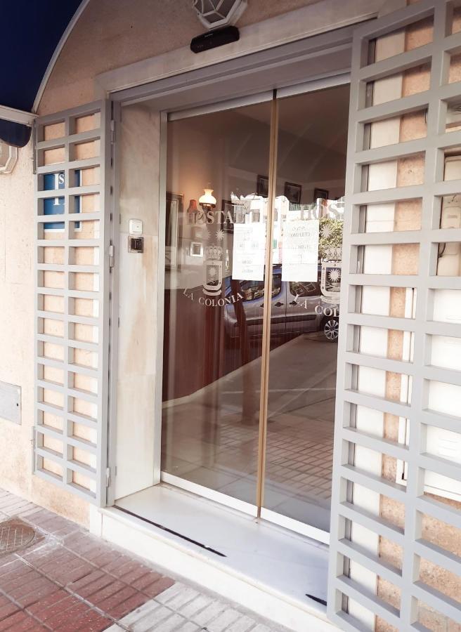 Hostal La Colonia Marbella Exterior photo