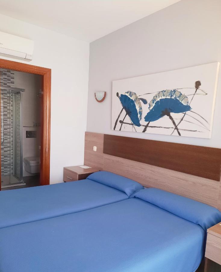 Hostal La Colonia Marbella Exterior photo
